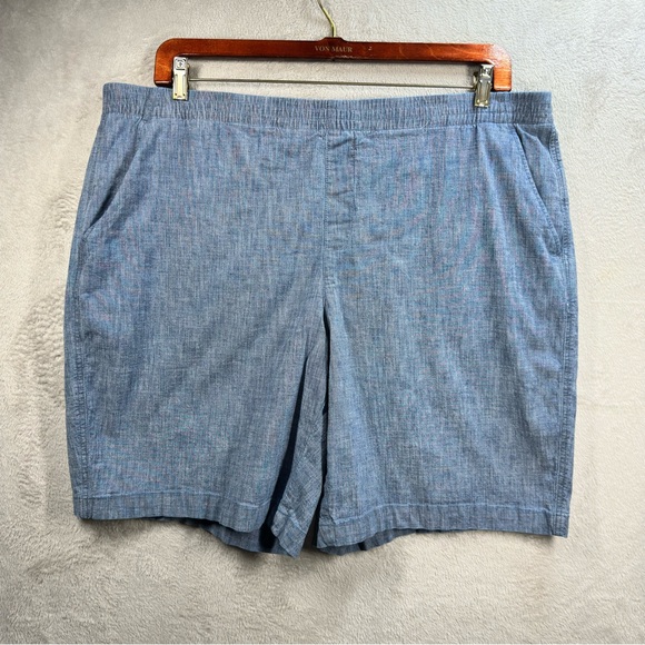Lands' End‎ Blue Mid Rise Pull On Chambray Chino Shorts Plus Size 22W Casual - Picture 1 of 8
